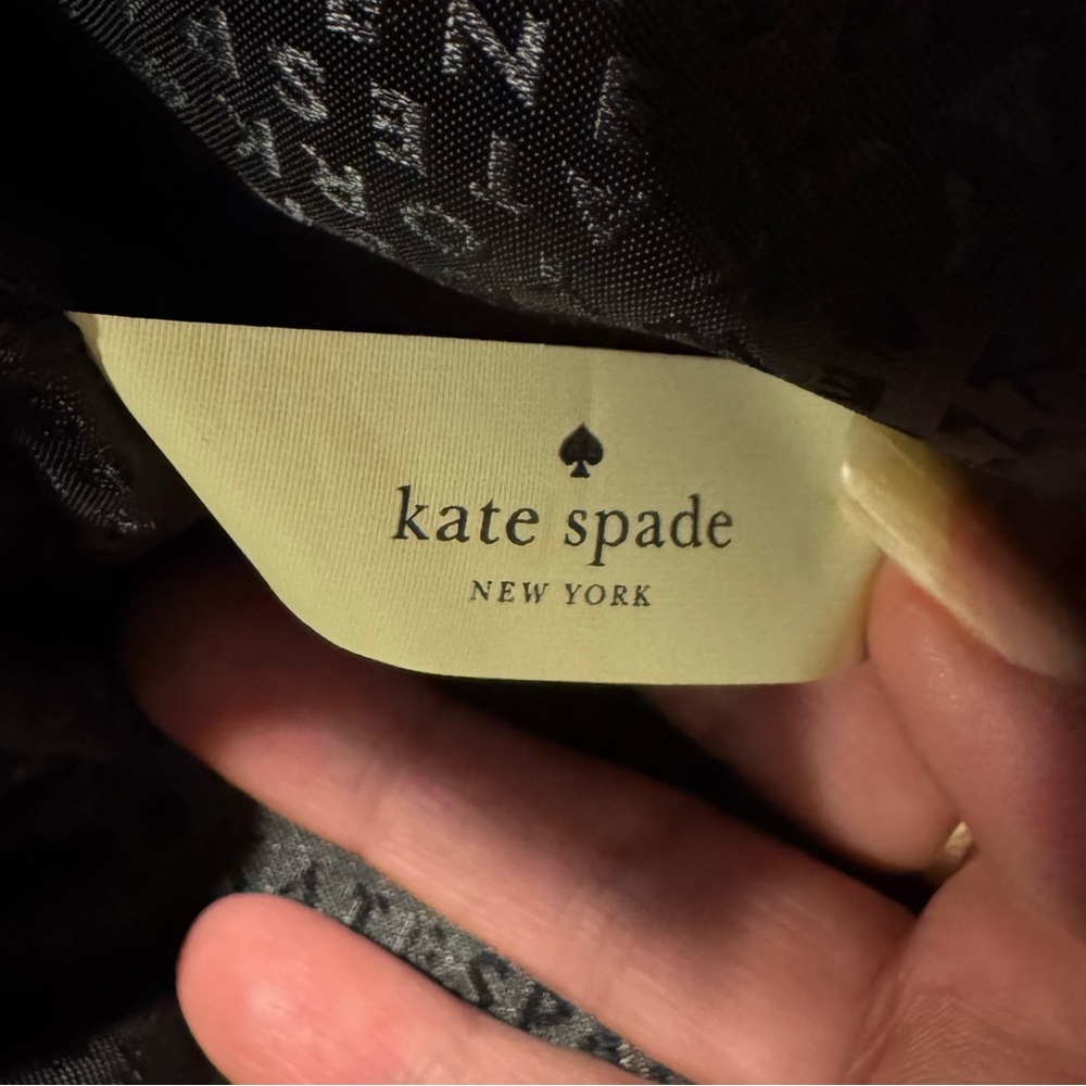 Kate Spade Wilson Bow Margareta Tote-Excellent Pre-Owned Condition!! - Picture 11 of 13